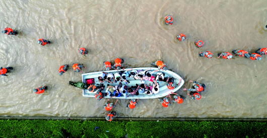 河南抗击历史罕见强降雨纪实   国家品牌网